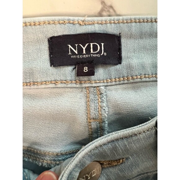 NYDJ Marilyn Crop Jeans Women’s Size 8 Light Wash Cool Embrace Lift Tuck Technol - Picture 9 of 10